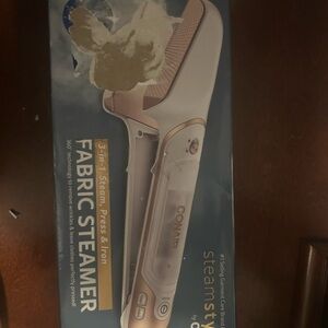 White Fabric Steamer